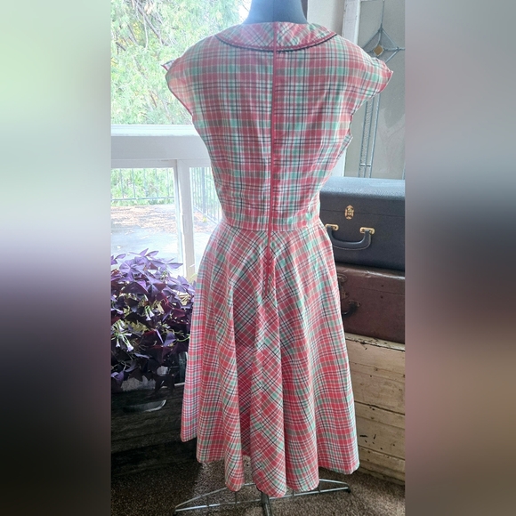 Hell Bunny Vixen Swing Dress - Picture 4 of 9